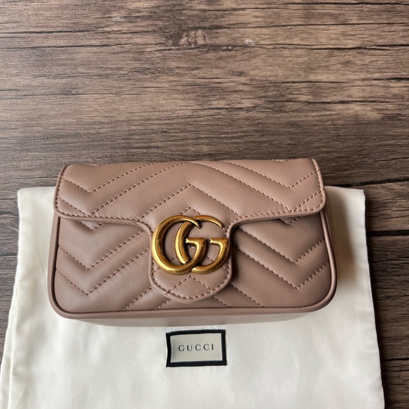 Gucci Mini Marmont Matellase - Picture 4 of 11